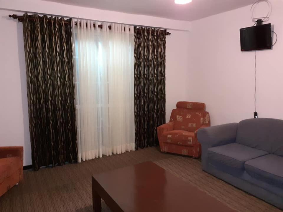 Elevate 360 Holiday Bungalow Ξενοδοχείο Νουβάρα Ελίγια Εξωτερικό φωτογραφία